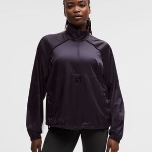 lululemon Running Jacket NWT never worn in perfect condition